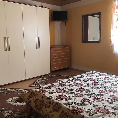 Homestay Adele Rooms Nova Lesna