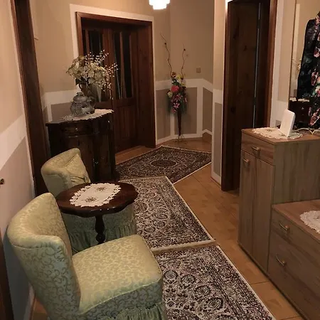 Adele Rooms Nova Lesna Homestay *